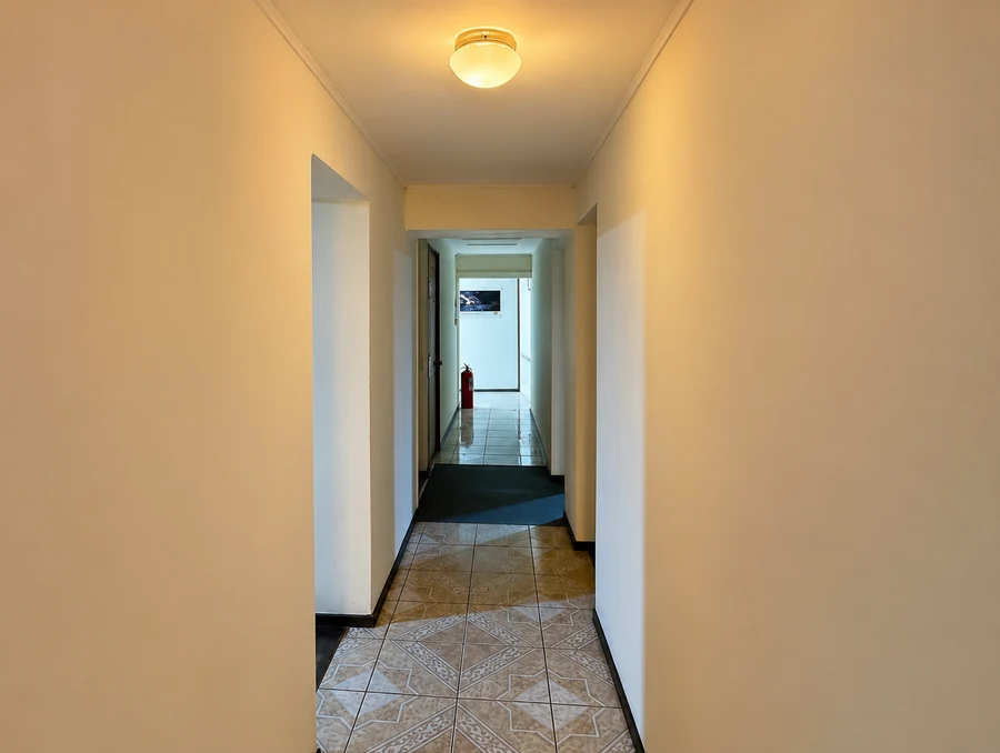 Pasillo interior de la residencial